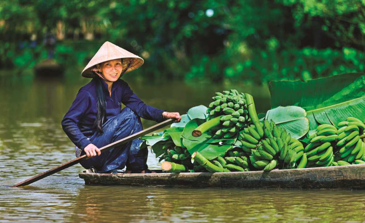 Mekong-River-Vietnam-floating-markets