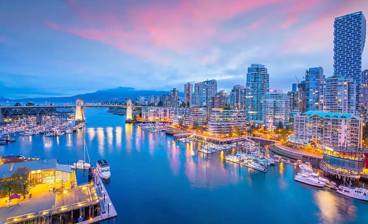 Hurtigruten - Vancouver