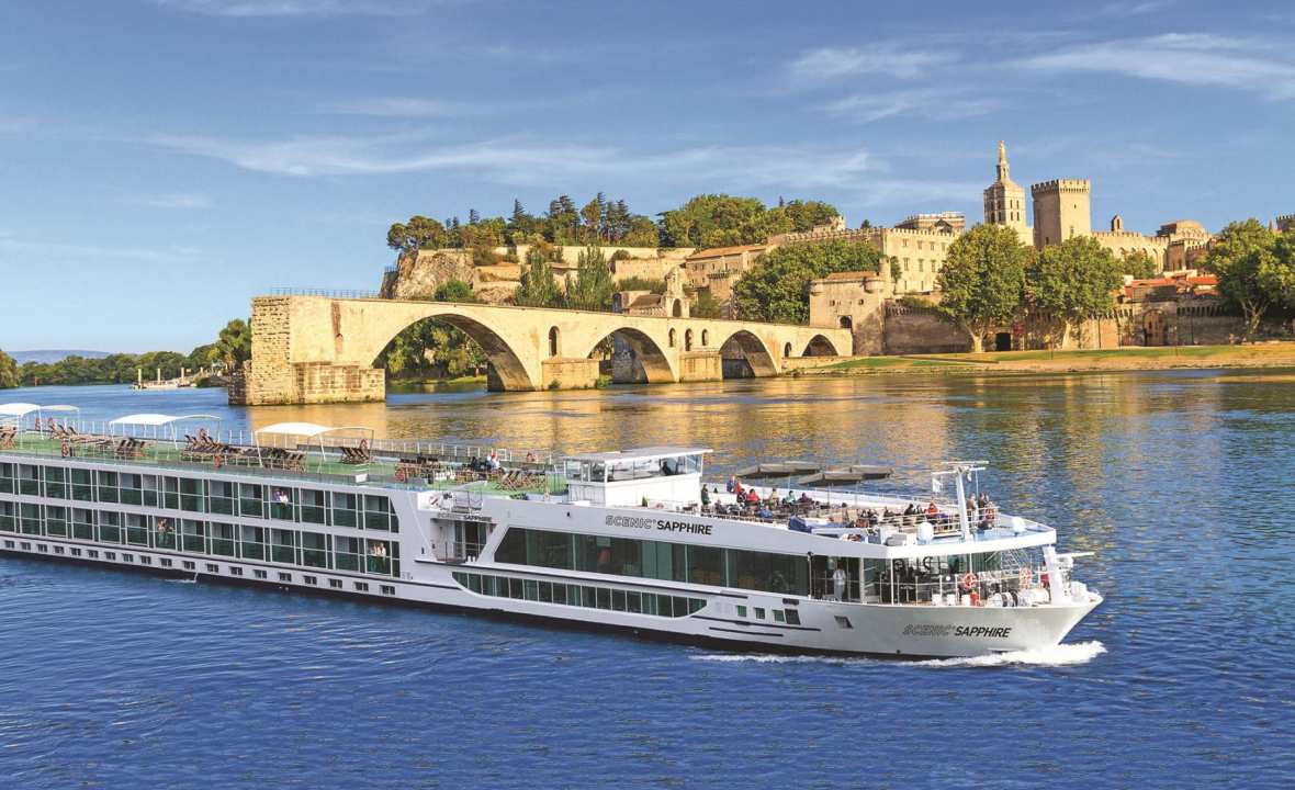 Scenic-Sapphire-Avignon