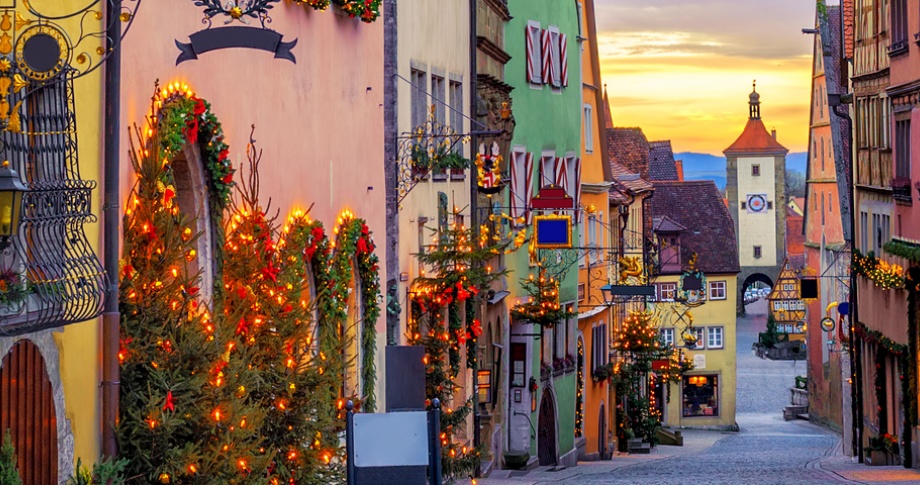 Classic Christmas Markets | Phil Hoffmann Travel