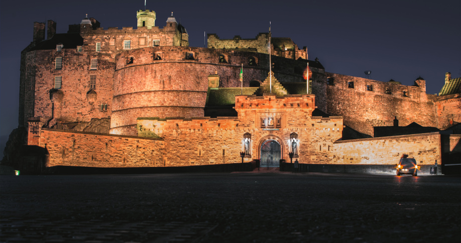 Imagine hols Edinburgh castle