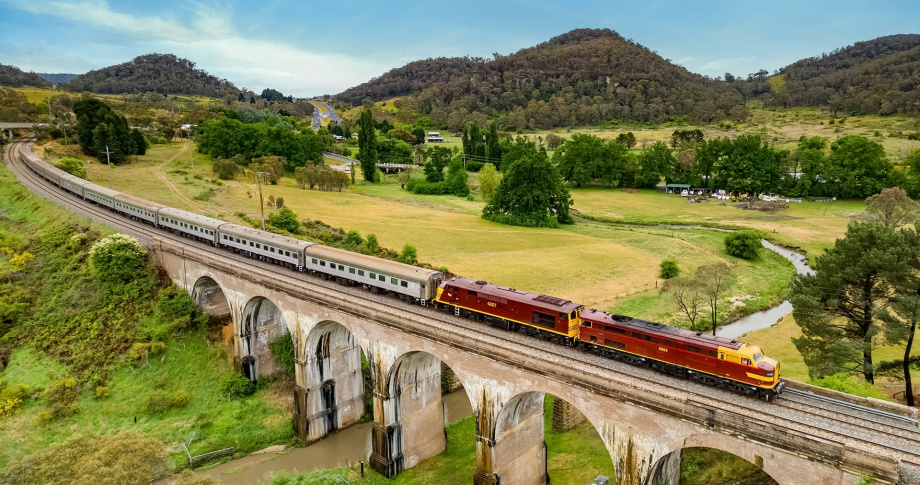 Vintage rail Journeys train image