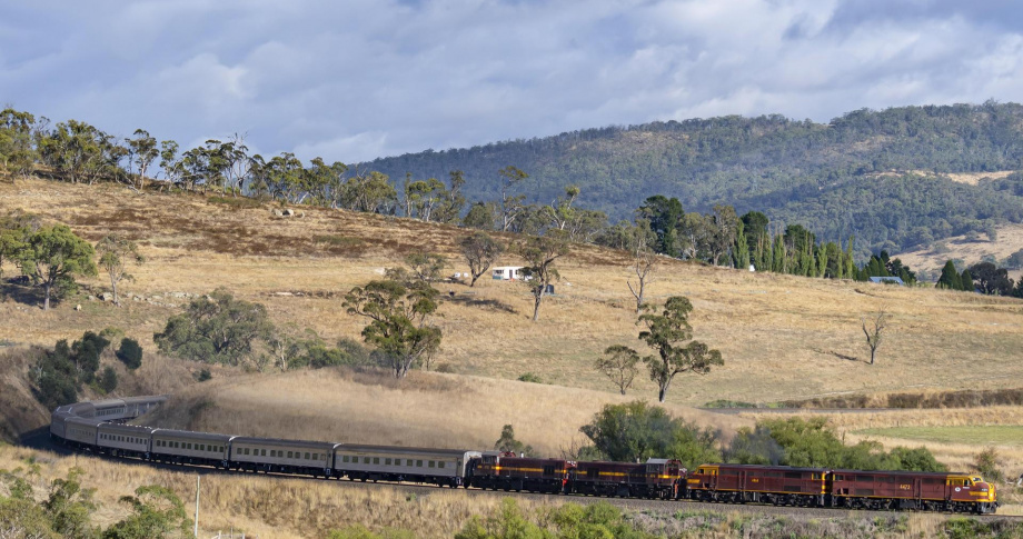 VRJ - train riverina