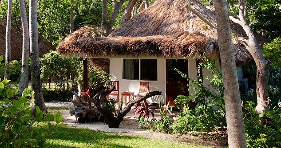 Fiji-Accommodation-Resort-Island-Bures3-on-Castaway-Island-Fiji-.jpg