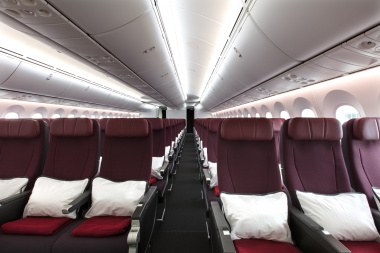 Qantas_dreamliner_interior_economy